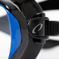 Duo Mask - Hinge Close Up